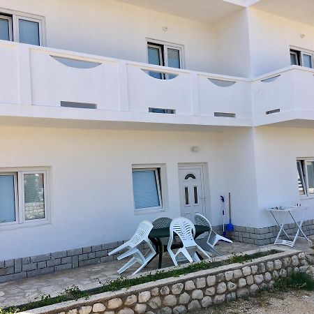 Apartments Baraba Паг Экстерьер фото